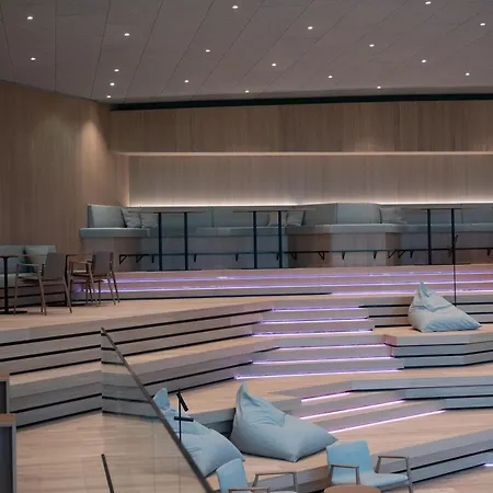 Loxone Campus Hotel *