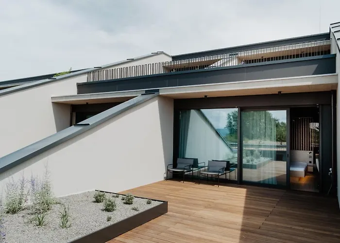 Loxone Campus Hotel *