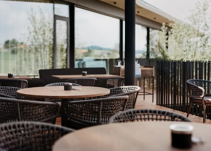 Hotel Loxone Campus *